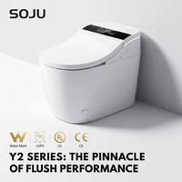 Toilette intelligente moderne de luxe à poser au sol, en céramique, avec bidet intégré, conception sans réservoir, chauffage instantané, séchage à l'air chaud, télécommande