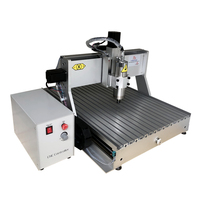 6090 4 Axis CNC Router Grabado Perforación Fresadora 1500W Husillo Rango DE TRABAJO 900*600mm LPT Interfaz de Puerto USB 110V 220V