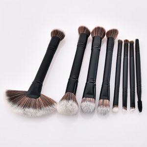 Juego de 8 <span class=keywords><strong>brochas</strong></span> de doble punta con mango negro para contorno, delineador líquido de cejas, sombra de ojos, difuminado de ojos y mejillas, y corrector - Product Image 6