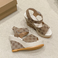 Sandales grandes tailles pour femmes, vente en gros directe d'usine, sandales imprimées, sandales compensées de créateur
