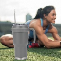 Support pour commandes en gros de mugs de voyage isothermes en acier inoxydable à double paroi de 40 oz pour distributeurs