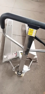 Transpallet Manuale Idraulico in Acciaio Inox da 2, 3 e 5 Tonnellate Prolifty - Product Image 5