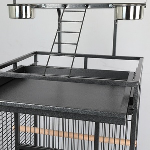 Jaula Grande de Hierro Forjado para Pájaros con Plataforma de Juego, Jaula Resistente para Loros, Guacamayos y Cacatúas - Product Image 4