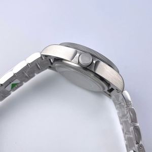 Reloj de Buceo Mecánico con Correa de Acero Inoxidable, Resistente al Agua 30 bar, Movimiento Automático de Lujo, Alarma, Cronógrafo, Diseño Deportivo - Product Image 4