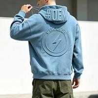 Hoodie katun unisex ukuran besar dengan desain logo custom, sablon timbul, dan bahan katun tebal