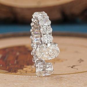 Anillos de diamantes de joyería fina diseñados para reflejar una belleza atemporal, una sofisticación y un brillo excepcional de diamantes en cada diseño. - Product Image 4