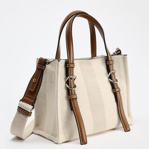 Nouvel Arrivage <span class=keywords><strong>Sac</strong></span> Fourre-tout en Toile à Large Bandoulière et Poignée Supérieure, Petit <span class=keywords><strong>Sac</strong></span> à Bandoulière en Cuir PU pour <span class=keywords><strong>Femme</strong></span>, Idéal pour le <span class=keywords><strong>Travail</strong></span> et l'Usage Quotidien, Vente en Gros - Product Image 5