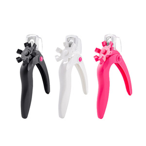 Lot de 10 mini-ciseaux à ongles en métal durable, dégradé de couleurs (noir, blanc, bleu, rose, or), coupe-cuticules, outil de manucure et beauté, livré en boîte - Product Image 5