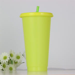 Gobelets à jus jetables personnalisés en PS à paroi simple, avec logo personnalisé et impression numérique à changement de couleur - Product Image 6