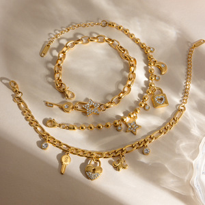 Bracelet à breloques romantique en acier inoxydable plaqué or 18 carats avec pendentif cadenas, clé et cœur, chaîne à maillons pour femme, cadeau - Product Image 6