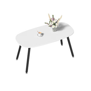 โต๊ะกาแฟในห้องนั่งเล่นขนาดกะทัดรัด ให้พื้นผิวแข็งแรง โครงสร้างทนทาน และดีไซน์ใช้งานได้จริงสำหรับการใช้งานในชีวิตประจำวันในพื้นที่ใช้สอยภายในบ้าน - Product Image 1