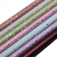 Papier d'emballage floral YZ en gros, scintillant, argenté, imperméable, recyclable, avec revêtement UV, pour bouquets et artisanat de fleuristes