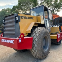 Machines d'occasion, rouleaux vibratoires à double tambour Dynapac CA301D, rouleaux Dynapac d'occasion