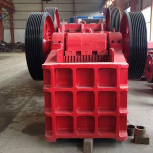 Concasseur de roche mobile portable 150*250 robuste pour tracteur, concasseur à mâchoires sur chenilles, liste de prix - Product Image 3