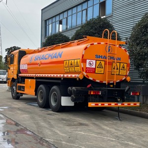 Camion-citerne à carburant diesel SHACMAN F3000 6x4 20000L avec pompe à carburant pour l'exploitation minière et la construction - Product Image 4