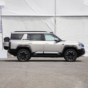 รถยนต์ไฮบริด SUV 5 ประตู 7 ที่นั่ง ระดับหรู พร้อมระยะทางวิ่ง 1200 กม. ยานยนต์พลังงานใหม่ BYD Leopard 8 - Product Image 4