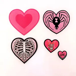 Heart Shape Patch Cartoon Iron On Patch Fashion Embroidery Iron On Sew On Patch Logo For Clothes Bag T-Shirt