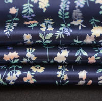 Tissu recyclé pour vêtements de nuit : Charmeuse imprimée, 100% polyester recyclé, satin de soie, chiffon imprimé, satiné