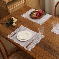 Nappe de mariage carrée blanche en dentelle tissée à motif floral, style moderne, écologique, réutilisable, durable, anti-poussière