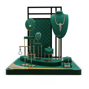 Shero Custom Metal Jewelry Display Props Exhibición Stand Green Microfiber Jewelry Bangle Set - Product Image 2