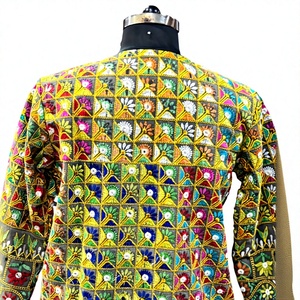 Foulard africain Banjara patchwork floral Fusion, motif Rangoli Bloom, ethnique multicolore, style Boho Bloom, 100% coton, long, pour tenue de cérémonie - Product Image 3