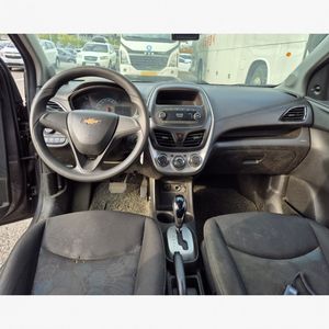 La nouvelle Chevrolet Spark - Berline compacte automatique à conduite à gauche, véhicules d'exportation et d'importation coréens à vendre - Product Image 6