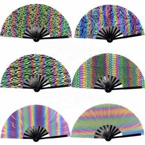 Abanicos Plegables de Bambú Personalizados con Logotipo Impreso Kpop, para Regalo, Negocios, Bodas, OEM, Arte - Product Image 1