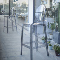 Chaises de bar Ghost en plastique acrylique transparent ergonomique bon marché pour événement Banquet Party