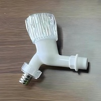 Couleur blanche ABS Triangle Poignée Bibcock Corps Transparent Robinet D'eau En Plastique Bibcock pour Un Usage Domestique