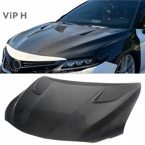 Pour Toyota Camry, mise à niveau du capot en fibre de carbone. Le capot haute performance entoure l'avant de la carrosserie. - Product Image 1