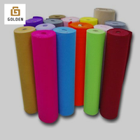 Haute qualité feutre industriel Polyester Non-tissé couleur feutre tissu rouleau respirant sergé Style thermocollant revêtement tapisserie d'ameublement robe
