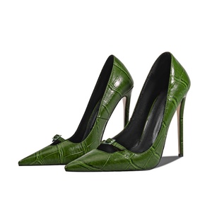 Elegantes zapatos de tacón alto de 12 cm <span class=keywords><strong>para</strong></span> mujer, de PU con textura de piedra, punta afilada y tacón bajo. Altura de tacón pe - Product Image 3