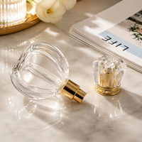 Flacon de parfum de luxe 50 ml en verre doré et argenté en forme de citrouille, avec boîte à motif sérigraphié Jiangsu, MOQ 100 pièces, pulvérisateur à pompe scellé