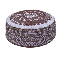 Venta al por mayor de fábrica de uso diario de los hombres de poliéster tejido de ganchillo religión musulmana sombrero de oración Islam islámico Kufi sombrero de oración