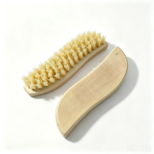 Spazzola per Pulizia a Forma di Luna in Legno con Setole Morbide in Bambù, Confezione da 12 Pezzi, Prodotta in Cina - Product Image 1