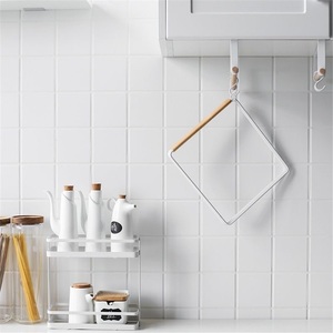 Porte-serviettes mural vertical moderne doré sans perçage, pliable, en fer, pour cuisine et salle de bain, multi-usage, pour torchons et chiffons - Product Image 4