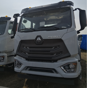 Camion tracteur <span class=keywords><strong>SINOTRUK</strong></span> HOHAN <span class=keywords><strong>Howo</strong></span> NX <span class=keywords><strong>HOWO</strong></span> 8x4 Camion tracteur 12 roues - Product Image 2