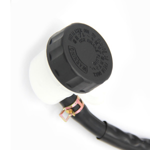 Moto Maître-Cylindre De Frein arrière Pour Kawasaki ER-6F EX650 Ninja 650 ER-6N ER650 KL650 KLR650 KLE650 <span class=keywords><strong>VERSYS</strong></span> ZR250 BALIUS - Product Image 3