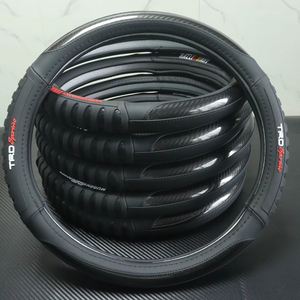 Funda de Volante de Coche Antideslizante de Fibra de Carbono y Cuero, Universal, 36cm 38cm 40cm, con Logotipo Personalizado, para Todas las Estaciones, Venta al Por Mayor de Fábrica - Product Image 4