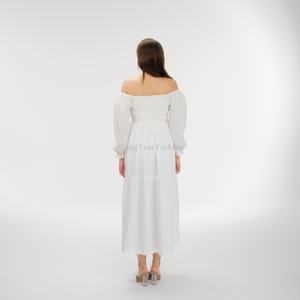 Robe de plage longue et fluide pour femme, style OEM de luxe, modeste, à épaules dénudées et taille volantée - Product Image 2