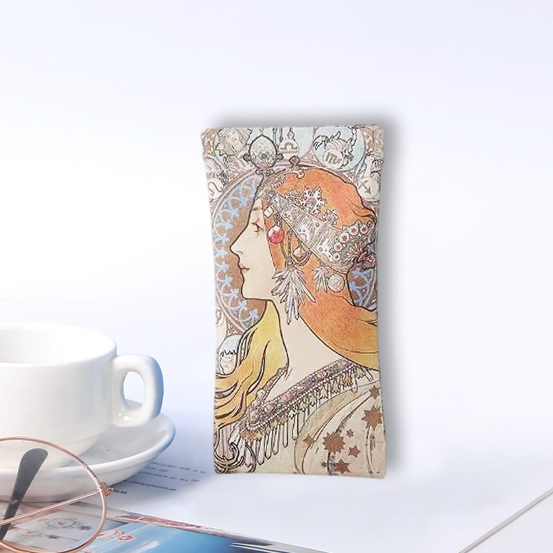 The song of mucha