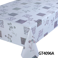 Nappe en PVC au design unique avec des éléments floraux, nappe luxueuse plaquée or, imperméable et résistante à l'huile, personnalisable