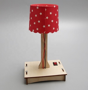 Lampe <span class=keywords><strong>de</strong></span> <span class=keywords><strong>table</strong></span> en bois colorée DIY pour l'expérimentation scientifique et <span class=keywords><strong>la</strong></span> création manuelle des élèves du primaire – Modèle <span class=keywords><strong>de</strong></span> jouet à assembler - Product Image 6