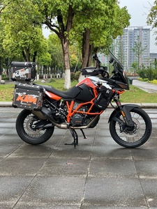 Motocicleta Todoterreno KTM1 1290 Super Adventure R, Suspensión de Largo Alcance, Motocicleta de Lujo para Todo Terreno - Product Image 2
