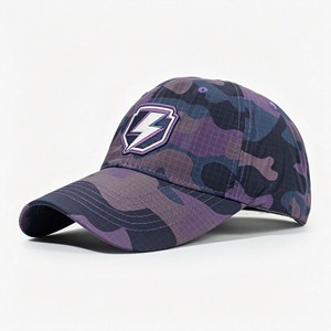 Casquette de golf camouflage 6 panneaux haut de gamme OEM avec logo personnalisé, perforations découpées au laser, séchage rapide, impression personnalisée, imperméable - Product Image 1