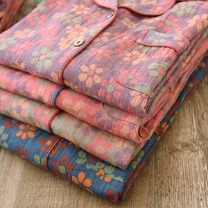 <span class=keywords><strong>Pigiama</strong></span> da <span class=keywords><strong>Donna</strong></span> Primavera-Autunno in Puro Cotone di Alta Qualità, Jacquard Tinto in Filo, Traspirante, Maniche Lunghe, Set Completo <span class=keywords><strong>XXL</strong></span> - Product Image 1