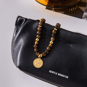 Pulsera de Piedras Naturales con Dijes Dorados para Mujer, Joyería para Uso Diario - Product Image 4