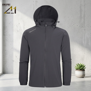 Chaqueta Impermeable con Capucha y Cuello Alto para Hombre, Marca Aonesport, Delgada, de Poliéster y Nailon, Corte Regular, Estilo Urbano, para Exploración y Uso Diario - Product Image 1