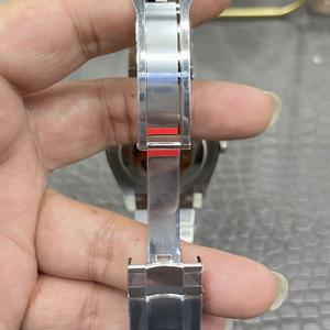 Reloj Clásico Premium de Acero Inoxidable, Caja Plateada, Esfera Azul, Movimiento Mecánico, Manecillas con Función de Fecha Automática - Product Image 3