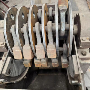 מגרסת פטיש דיזל ניידת בעלת יעילות גבוהה - קיבולת של 20 טון לשעה לריסוק חלוקי נחל וסלעים - Product Image 6